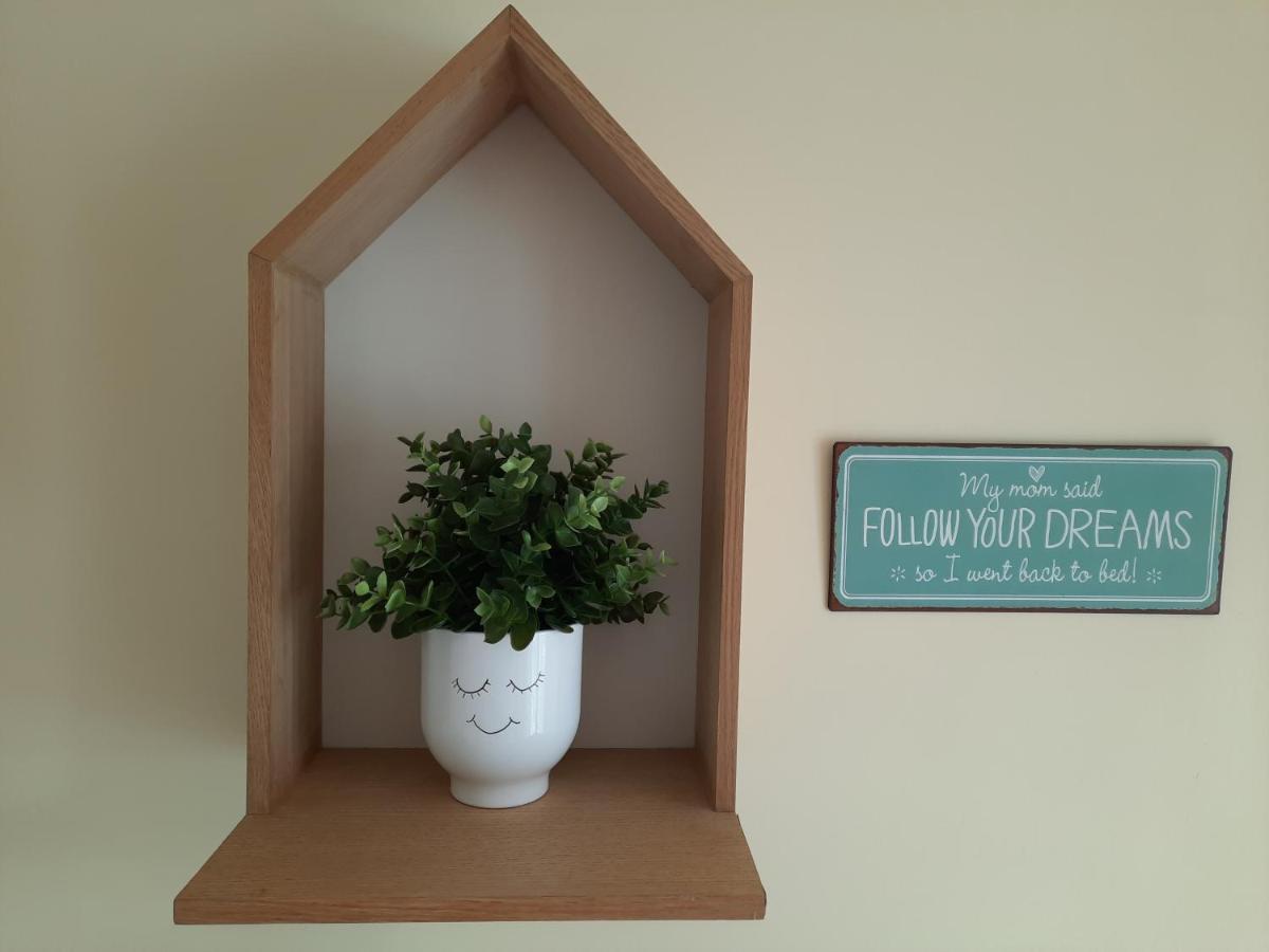 Smiling Places - Guest House In ラブルジェ エクステリア 写真